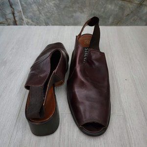 Vintage European 90's Brown Leather Simard Sling Back Open Toed Heels
